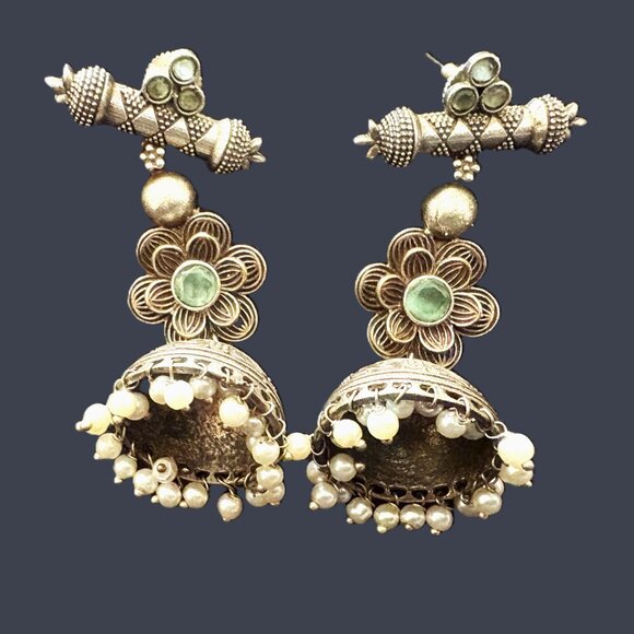 Handmade Silver Green Turquoise gems Jhumka Earrings with Pearl Accents EUC - Picture 6 of 12